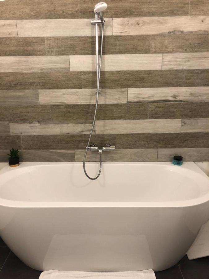Le Nid De L'Ain Bed & Breakfast Varambon Dış mekan fotoğraf